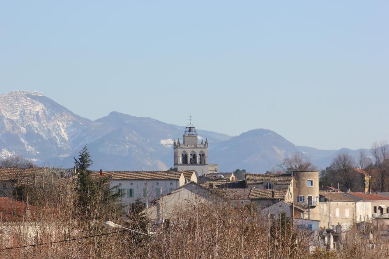 Logis Hotel & Restaurant Le Carnot Die Zimmer foto